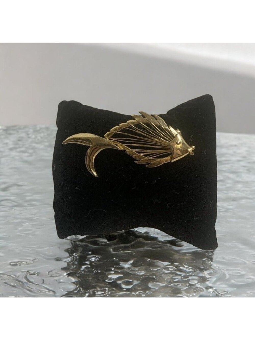 Vintage Gold Tone Fish Brooch Pin